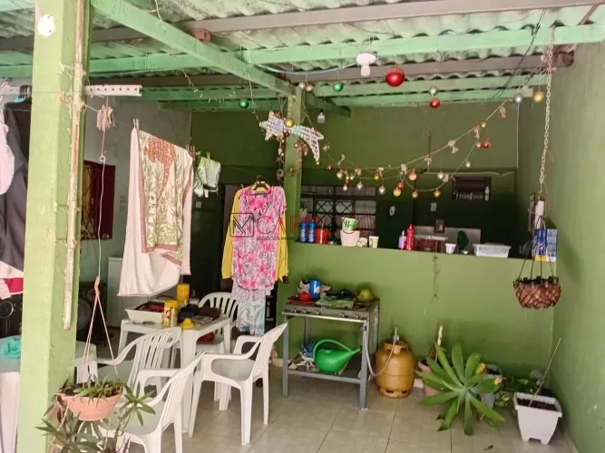 Casa 2 Quartos e 2 Garagens R$ 270 Mil à Venda no Riacho Fundo II - 03
