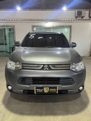 Mitsubishi Outlander 2.0 16V 160cv Aut. 2015