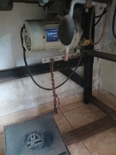 Maquina reta com defeito