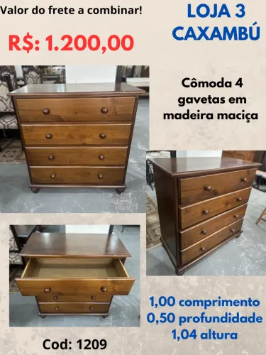 Cômoda de madeira com 4 gavetas