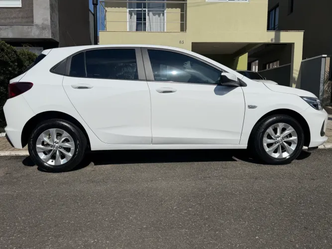 Chevrolet Onix Hatch LT 1.0 12V Flex Mec. 4P 2022