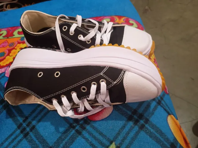 Tenis