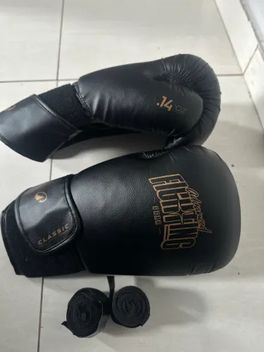 Vendo luvas de box, kickboxing!