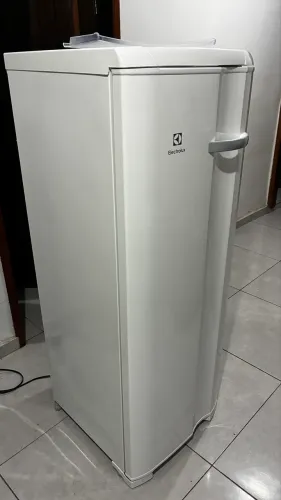 Freezer Electrolux 197L 
