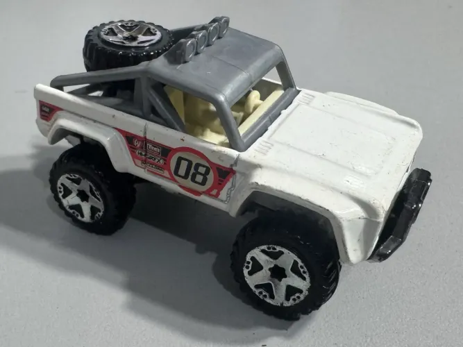 Hot Wheels Custom Ford Bronco (sem embalagem) New Models 2008