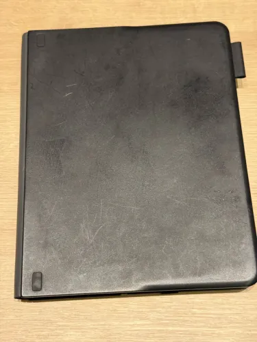 Capa Logitech com Teclado para Tablet iPad - Preta