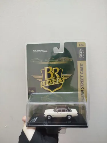 Miniatura Chevrolet Opala Sedan Luxo (1972) - Series 1 - Escala 1:64