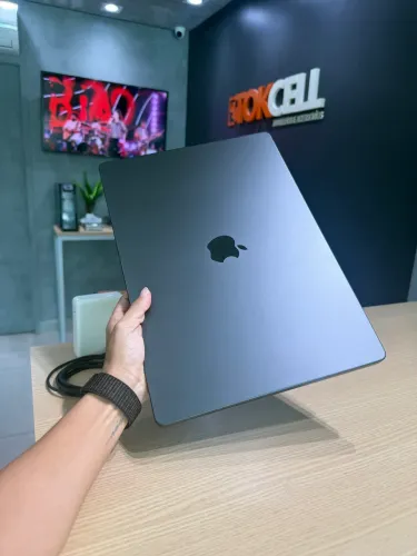 Macbook Pro 16 Pol Chip M3 Max 36GB/1TB Bem Conservado Black Loja física 