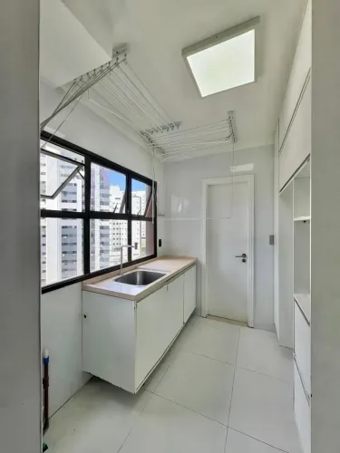 3 SUÍTES NO EDIFÍCIO JARDIM IMPERIAL NA PITUBA