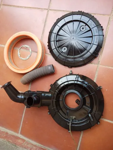 Caixa filtro de ar 2E 3E Passat pointer, Gol GTS, Voyage Sport, Sunset Impecável