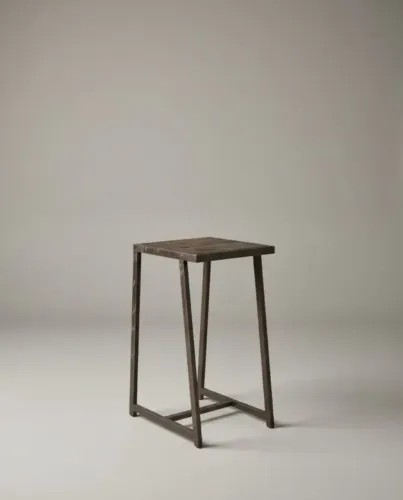 Banqueta para balcão revestida com aço carbono e acabamento amadeirado com madeira