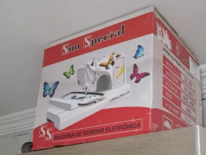 Máquina de bordar sun special