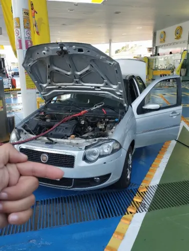 Fiat Siena Tetrafuel 1.4 MPI Fire Flex 8V 4P 2010