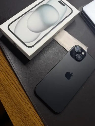 iPhone 15 256GB - Excelente Estado | 89% de Bateria | Completo com Nota Fiscal