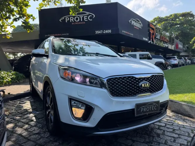 Kia Motors Sorento 3.3 V6 24V 270cv 4X2 Aut. 2016