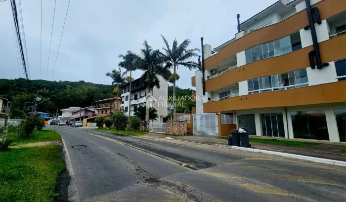 Apartamento 1 quarto, mobiliado locação anual - 200 metros mar - Ponta das Canas - Florian