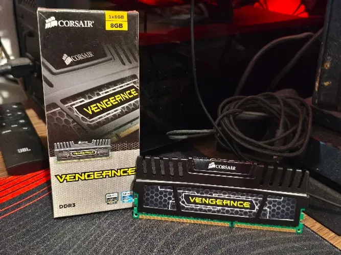 Memória Ram Corsair Vengeance 8GB DDR3 1600MHz