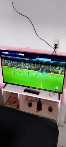 TV 32 polegadas Smart Qled Full HD Google TV Tcl