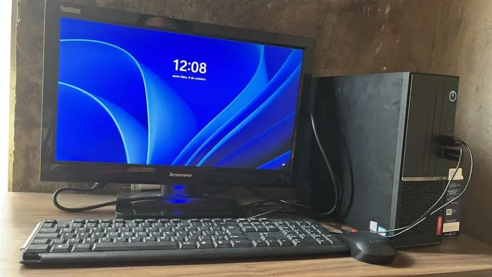 Vende-se computador lenovo completo