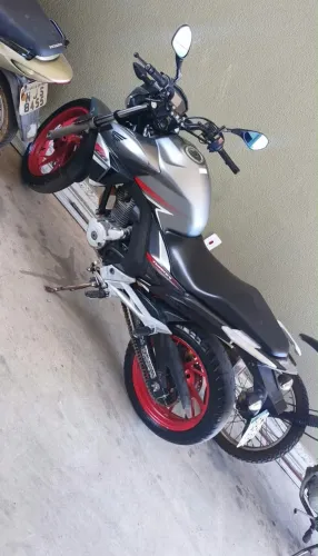 CB Twister 250 ABS