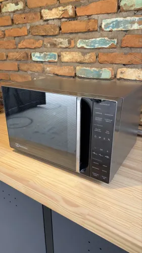 Microondas Eletrolux 23l