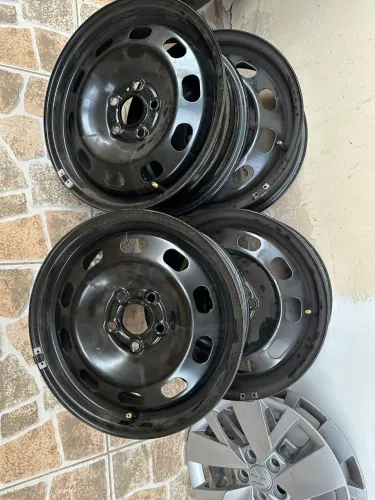 Jogo de rodas VW aro 15