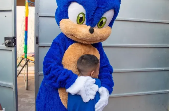 PERSONAGEM SONIC ALUGUEL PARA FESTA