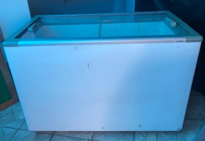 Vendo Freezer 