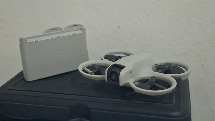 Drone Dji Neo com 3 Baterias e acessórios!