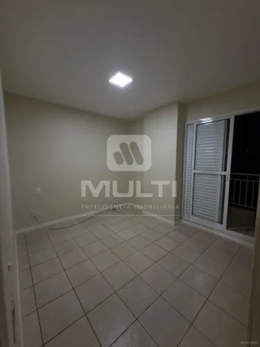 Apartamento - CENTRO