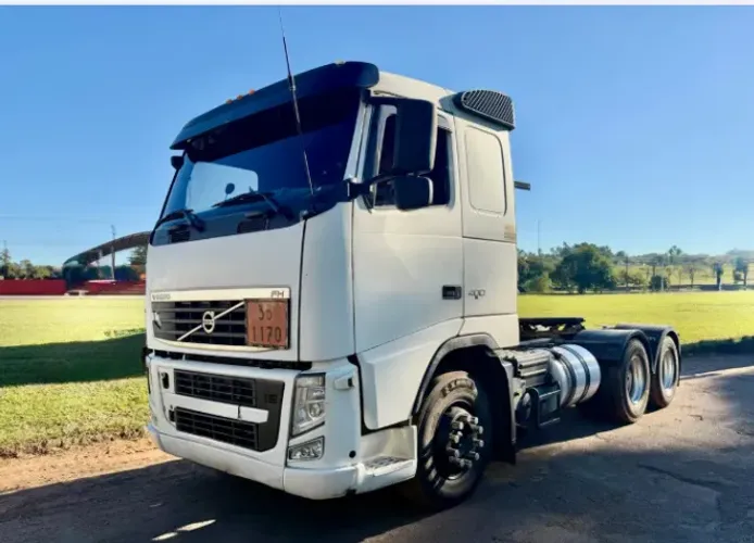VOLVO FH 400 2011 BOM TODO REPASSO