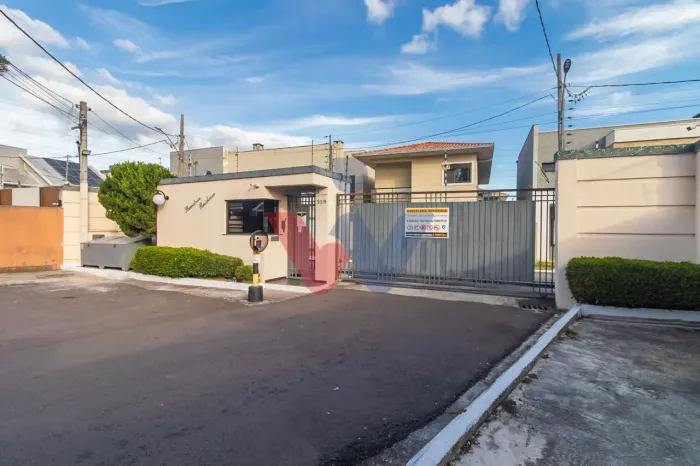 Casa Triplex Alto Padrão no Residencial Barcelona 4 Dormitórios e Terraço