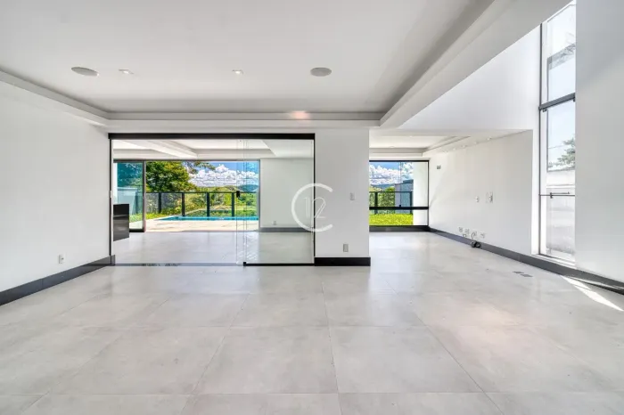 Sobrado com vista livre, 4 suítes à venda, 522 m² por R$ 3.450.000 - Condomínio Residencia