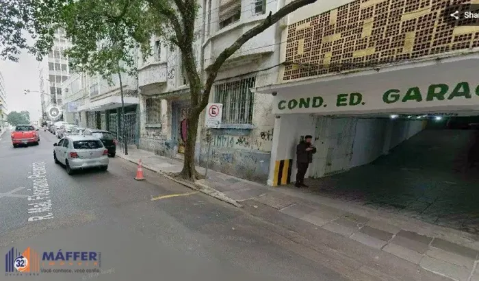 Box de garagem para venda no centro