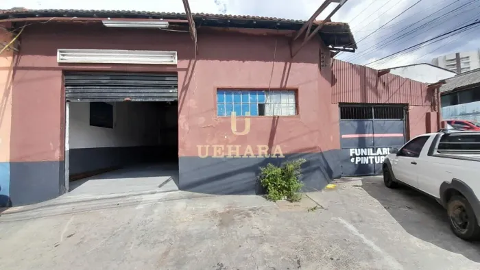 Salão comercial de 150 m² próximo da Av Engenheiro Caetano Álvares.