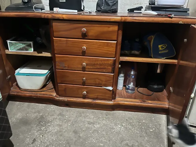 Estante de sala
