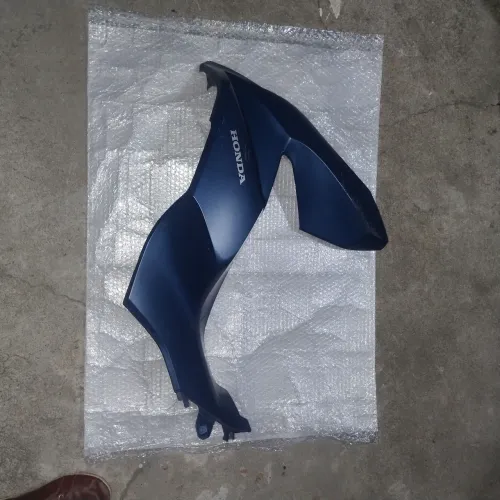 Lateral esquerda original Honda PCX 2023 2024