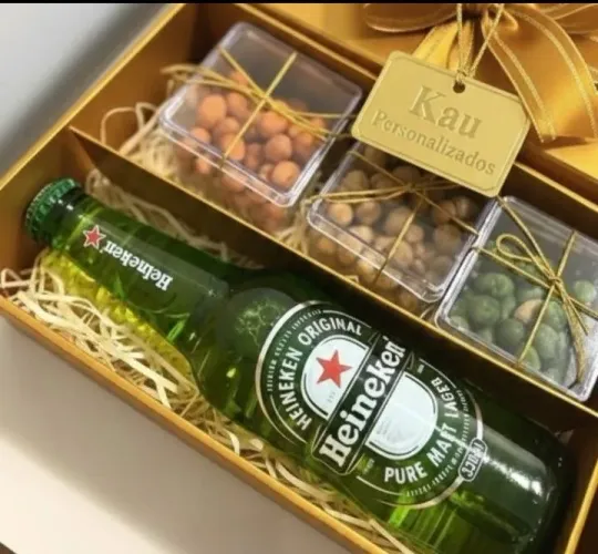 Kit Sextou: cerveja+amendoins ou outros petiscos.