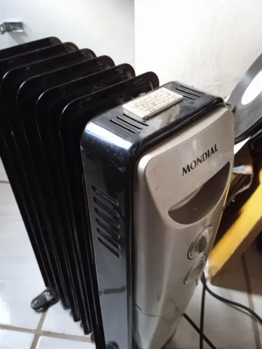 Aquecedor de ambiente mondial,1500 watts.