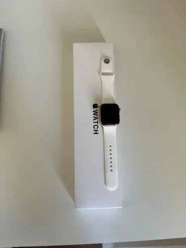 Apple Watch Series 7 GPS + 4G