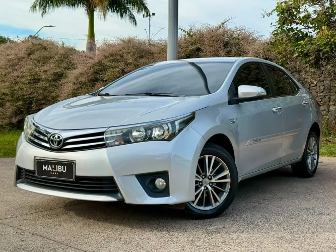 Toyota Corolla Altis 2.0 Flex 16V Aut. 2016