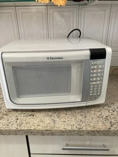 Microondas Eletrolux 31L