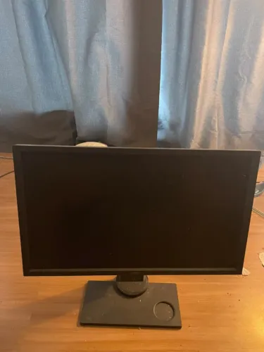 Monitor Benq - So vir pegar