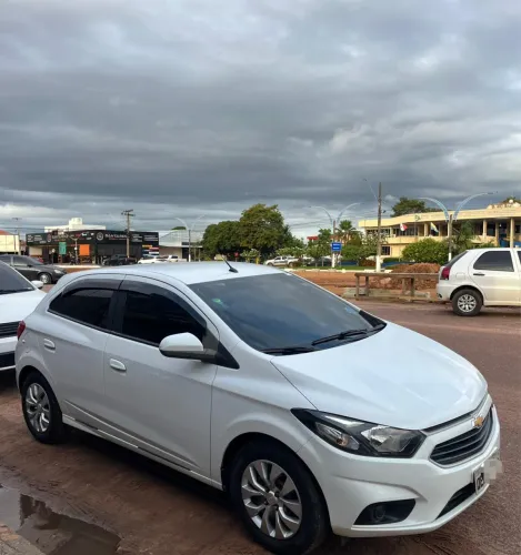 Chevrolet Onix Hatch LT 1.4 8V Flex Mec. 4P 2017
