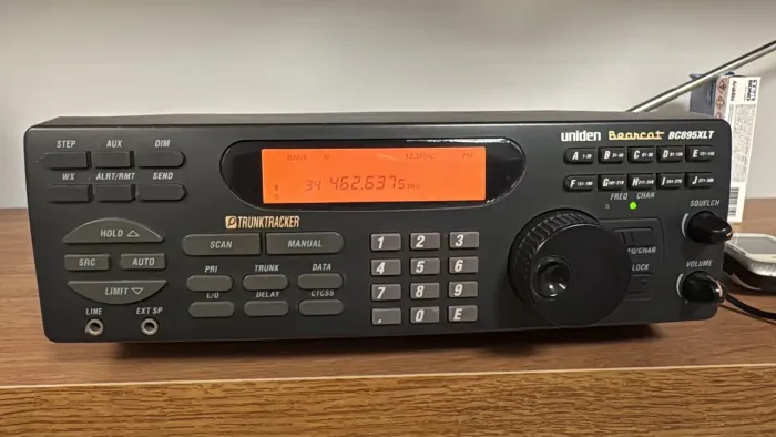 Scanner Uniden Bearcat BC895XLT