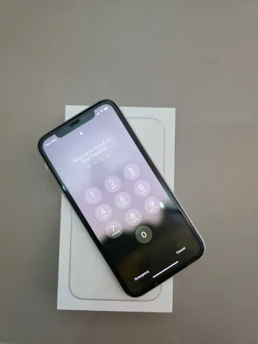 iPhone 11 64GB Branco | 87% Bateria | Único Dono