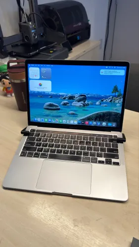 MacBook Pro m1 2020 c/ Ssd 256, 8gb ram e garantia 