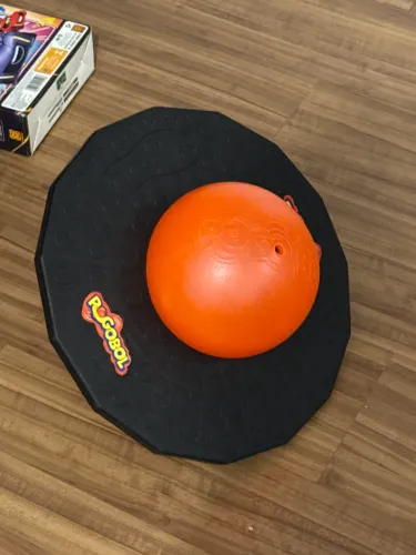 Brinquedo Pogobol - novinho!