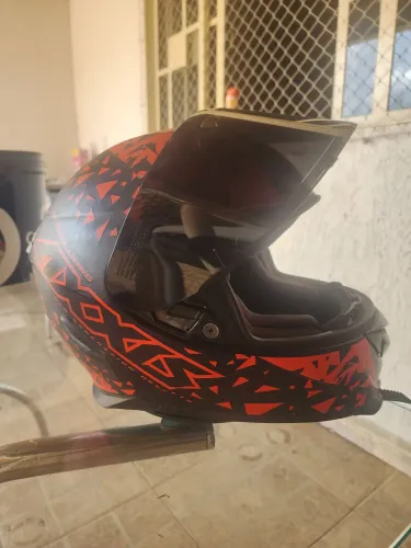 Capacete axxis eagle