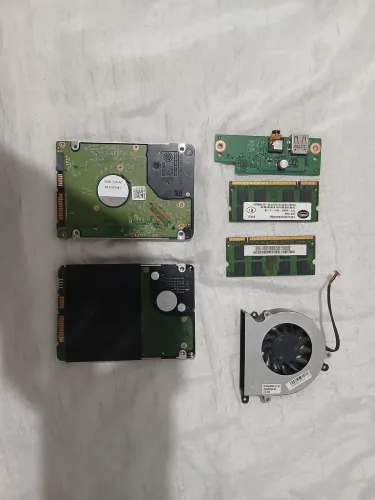 Kit Peças para Notebook - HD 1TB, HD 250GB, RAM e Cooler